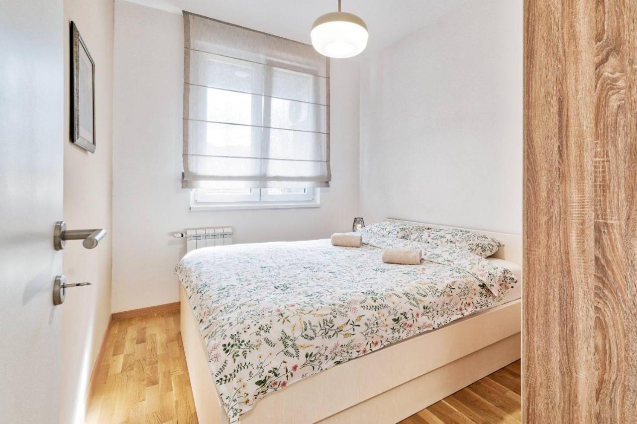 Goldenboy Apartments, Μπάνια Λούκα Εξωτερικό φωτογραφία